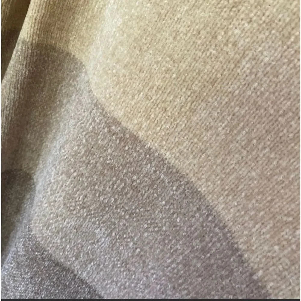 Alfred Dunner Velvety Striped With Necklace Sweater Sz MP NWOT